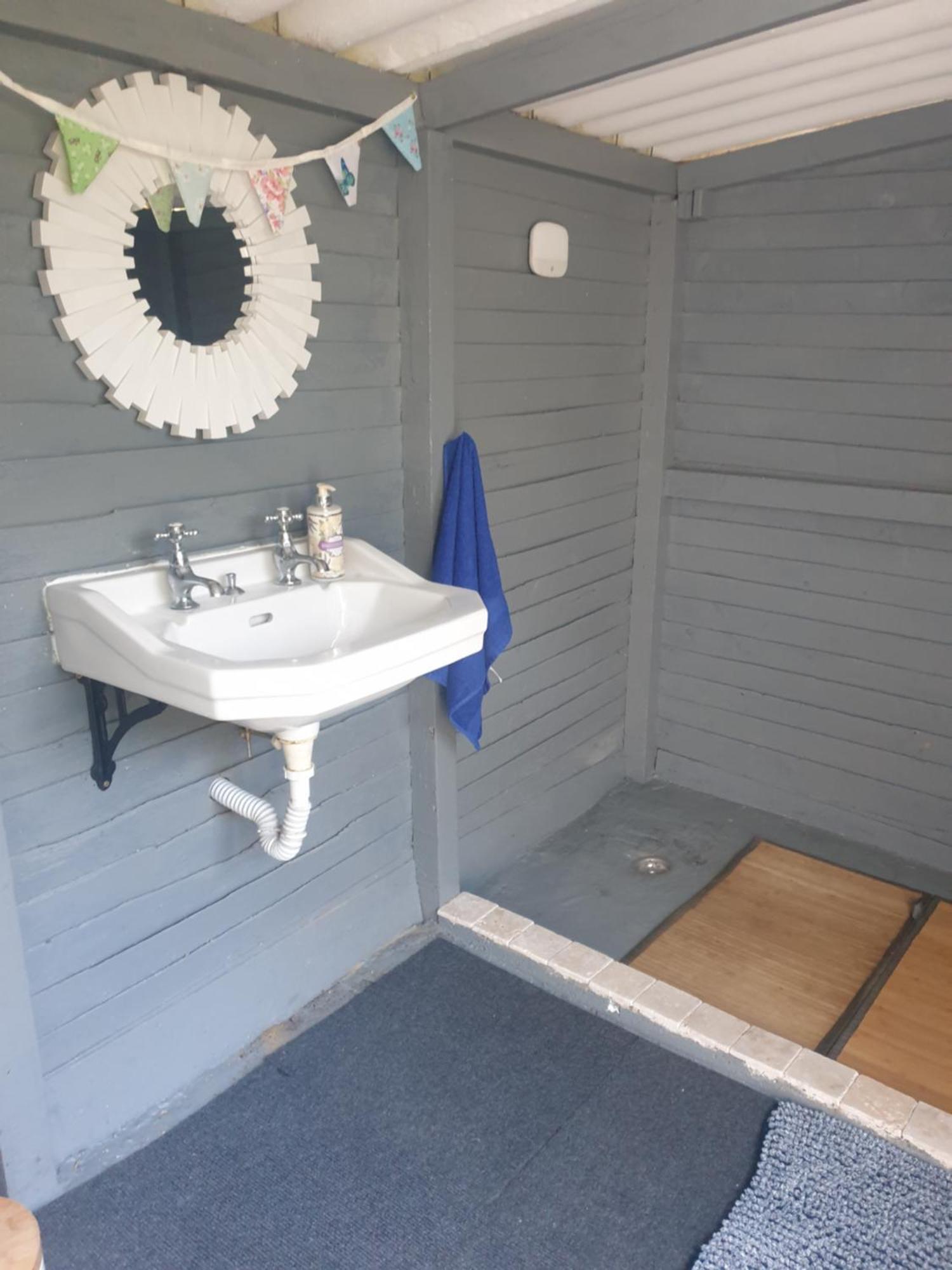 Wildberry Glamping Hotel Orgères-la-Roche Buitenkant foto